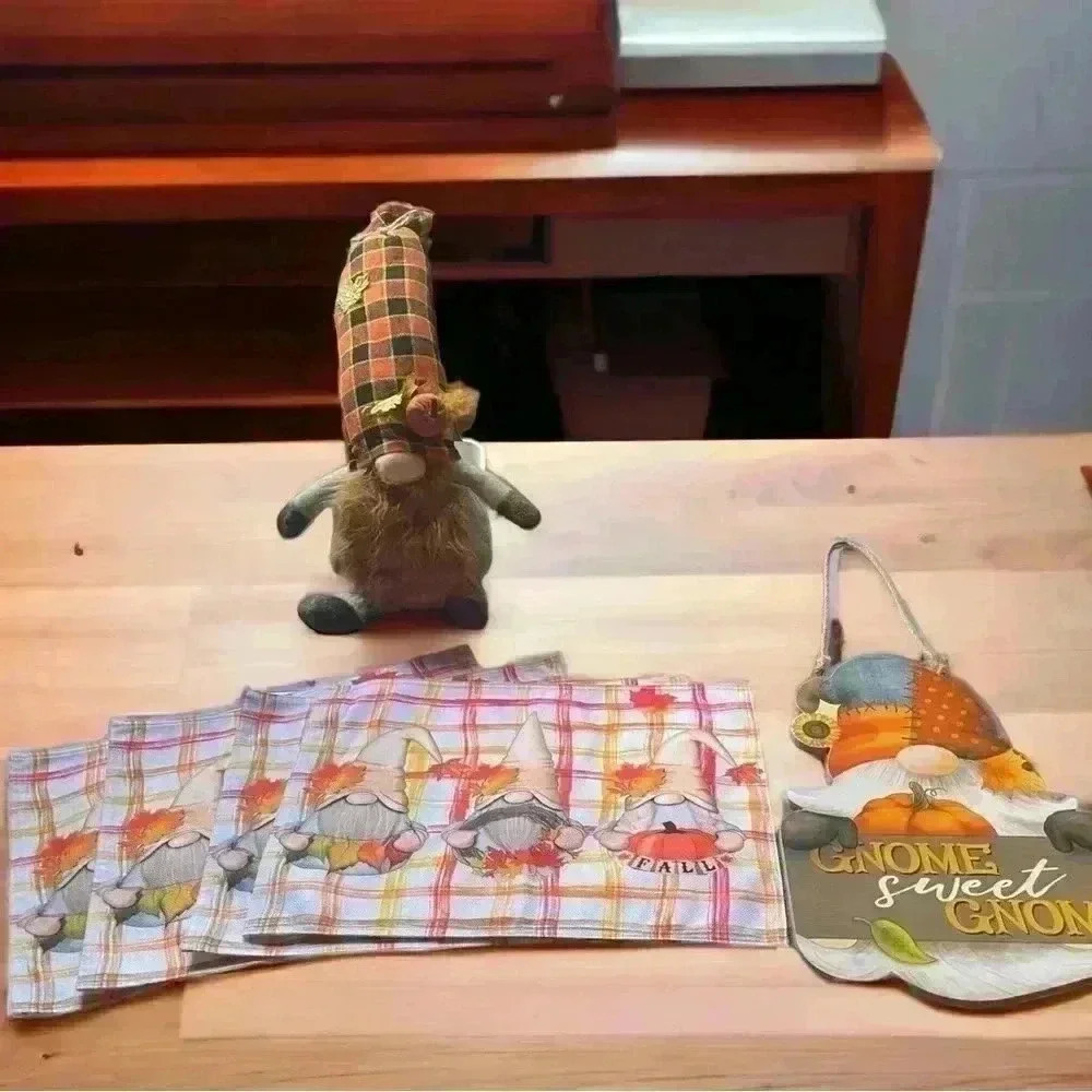 Gnome Decor - 6 piece fall gnome decor. Large gnome, wall sign, 4 placemats